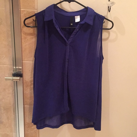 Shirt - Picture 1 of 3